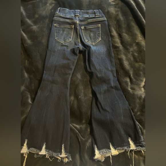Girls size 7 Kancan jeans from The Buckle - Picture 4 of 5